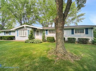 8901 Park Valley Ct, Hobart, IN 46342