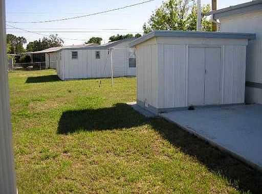 4th image of 307 Martin Dr