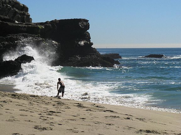 Steps from West Street Beach