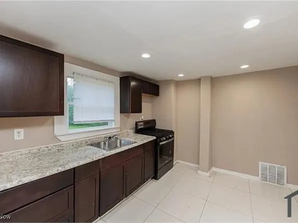 4239 E 98th St, Cleveland, OH 44105