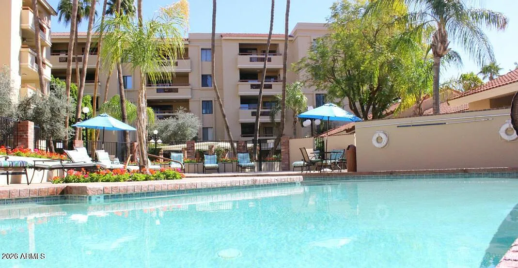 2 bed, 2.0 bath, 1114 sqft, $1,795 — Photo 1