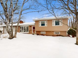 2230 Decatur Ave N, Golden Valley, MN 55427