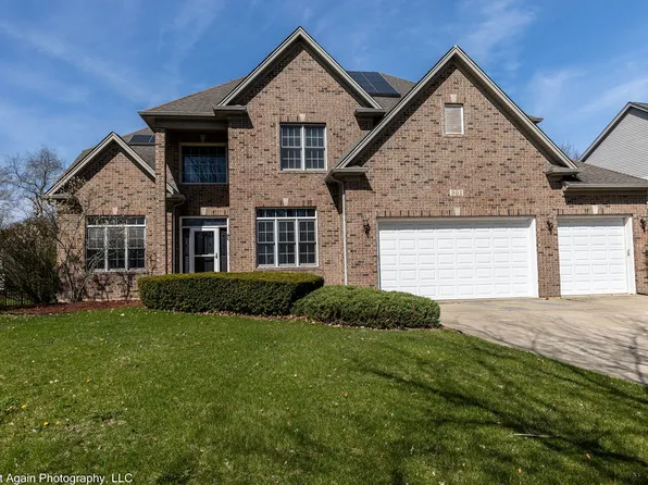 901 Omaha Dr, Yorkville, IL 60560