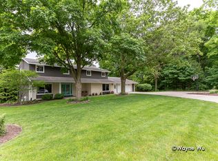 1401 Ridgewood Dr, Jenison, MI 49428