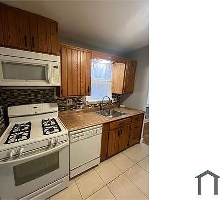 2500 Linwood Rd — Photo 8