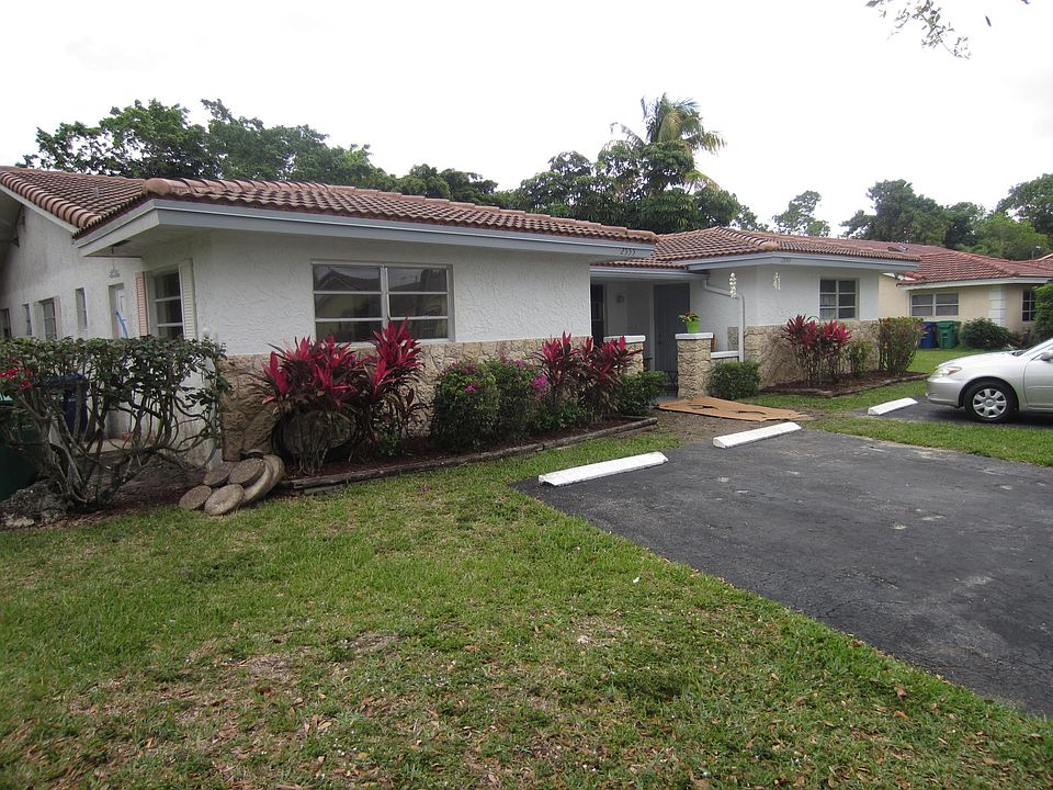 1st image of 2553 NW 82nd Ter