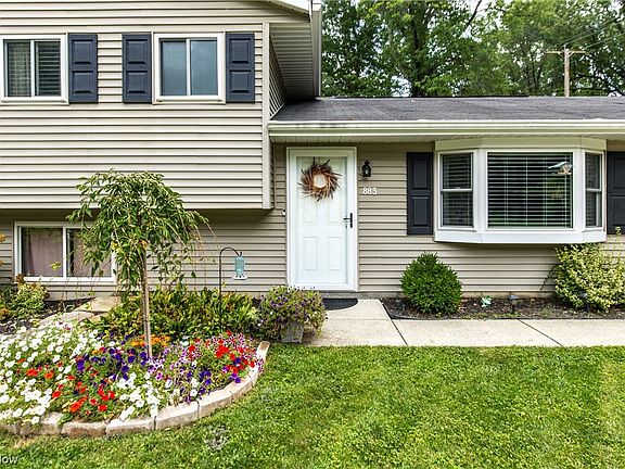 2nd image of 883 W Shore Blvd