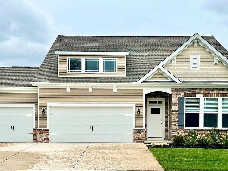 1st image of 24069 W Cypress Way