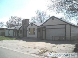 1065 S Ames St, Lakewood, CO 80226