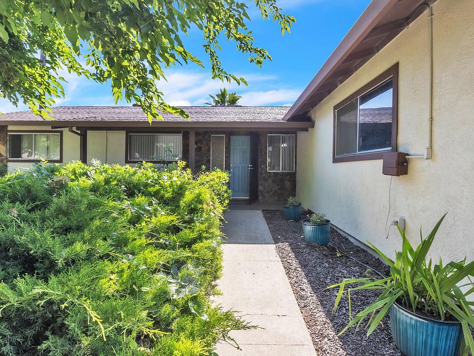 1st image of 319 Jesse Ave