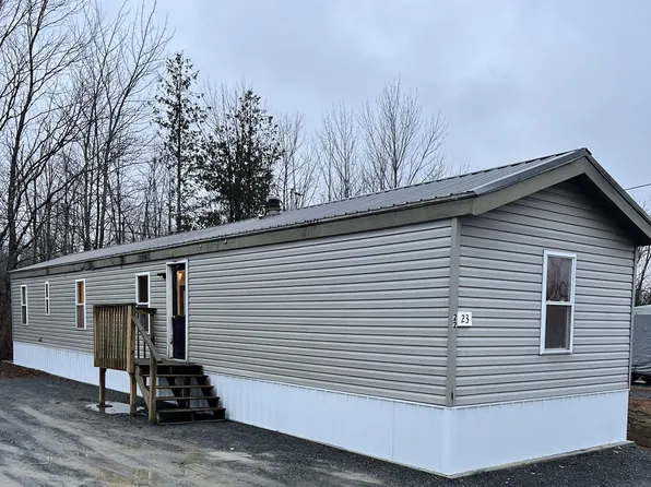 23 Christopher Road, Dexter, ME 04930