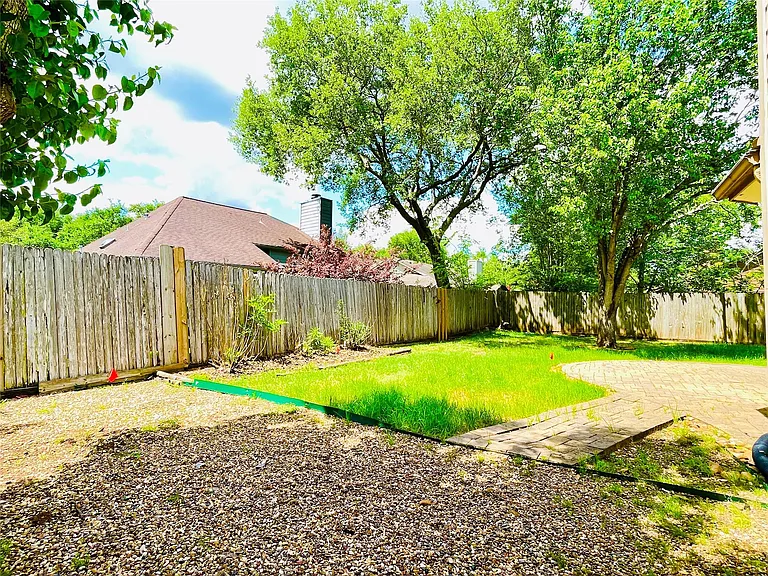 2910 Pioneer Pass — Photo 30