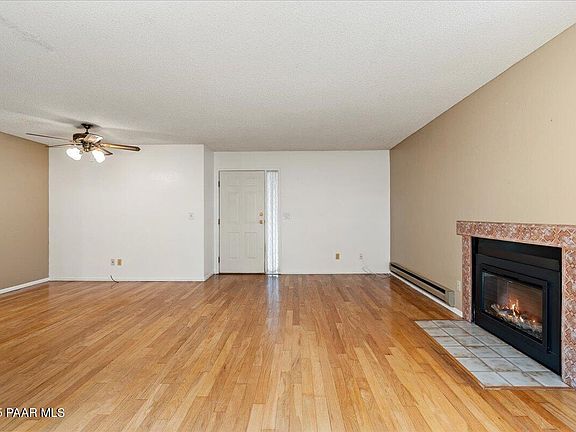 5th image of 333 W Leroux St Unit C4