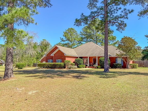 3rd image of 1030 Meadow Ridge Dr