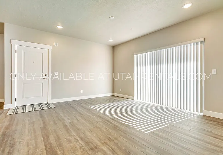 1128 S 820 E #1202 — Photo 12