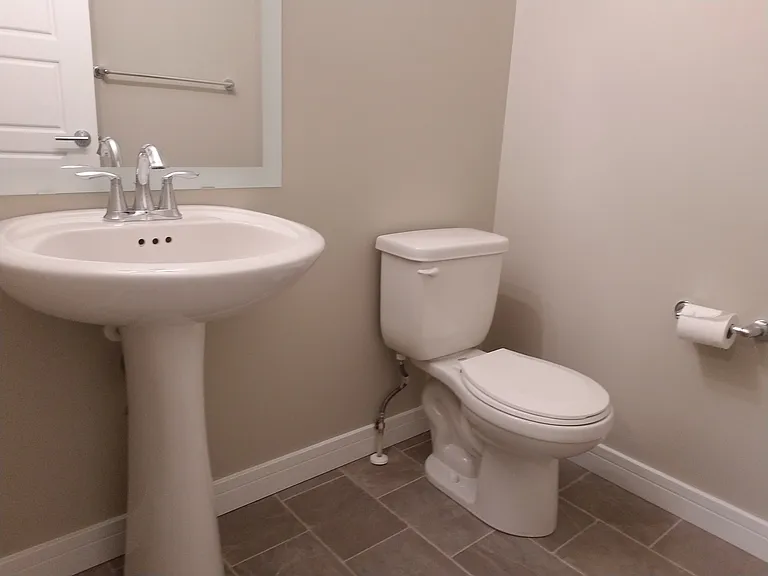 1363 Adamson Dr SW — Photo 6
