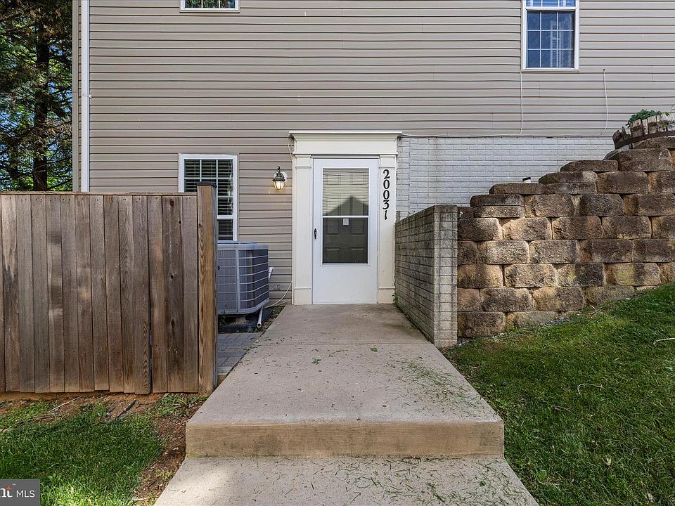 1st image of 20031 Dunstable Cir Unit 116-24