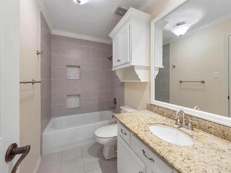 90 W Horizon Ridge Pl — Photo 21