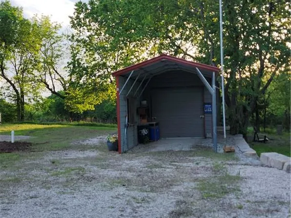 61 & 65 Buckrun, Lacygne, KS 66040