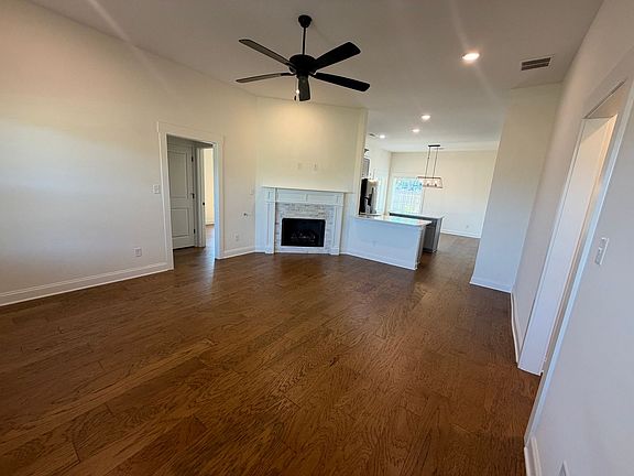 2nd image of 7292 Crosswinds Blvd