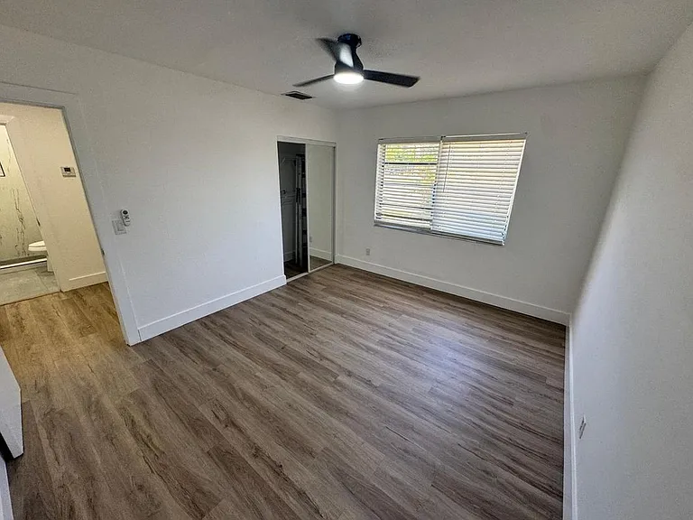 1101 S Seacrest Blvd — Photo 4