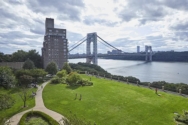 Sold by Compass | media 4