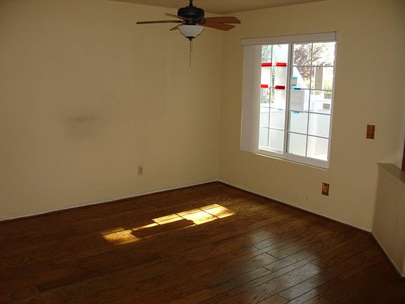 2nd image of 1627 Crystal Canyon Dr