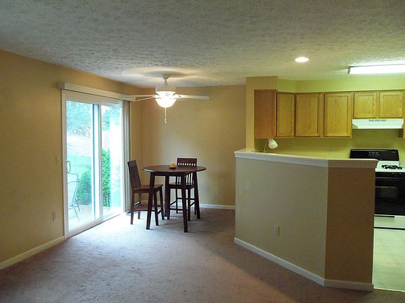 4th image of 2126 Stonehenge Cir