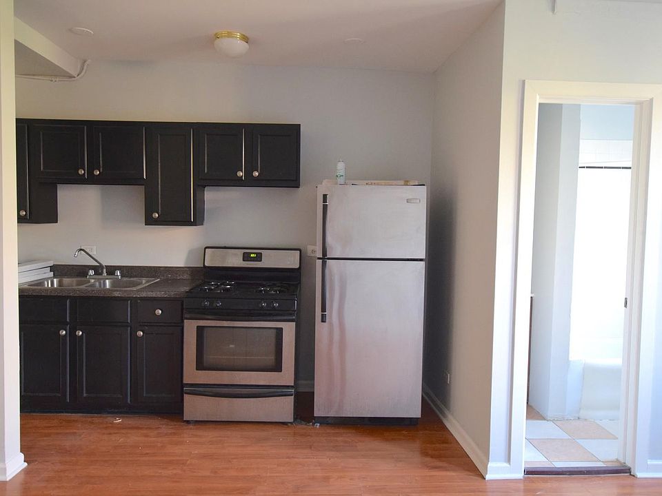 1st image of 5859 N Kenmore Ave #301