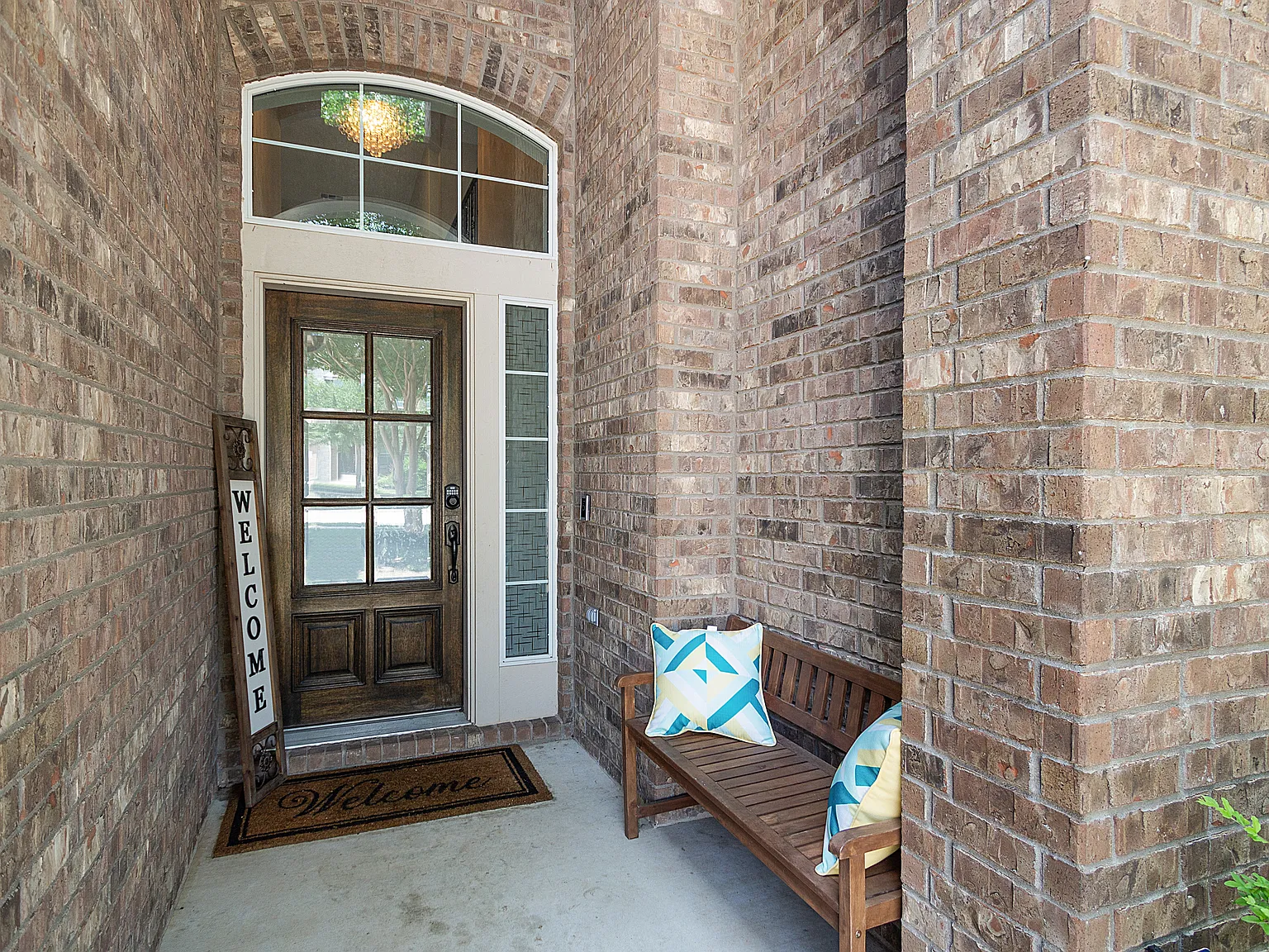 5 bed, 2978 sqft, $2,895 — Photo 3