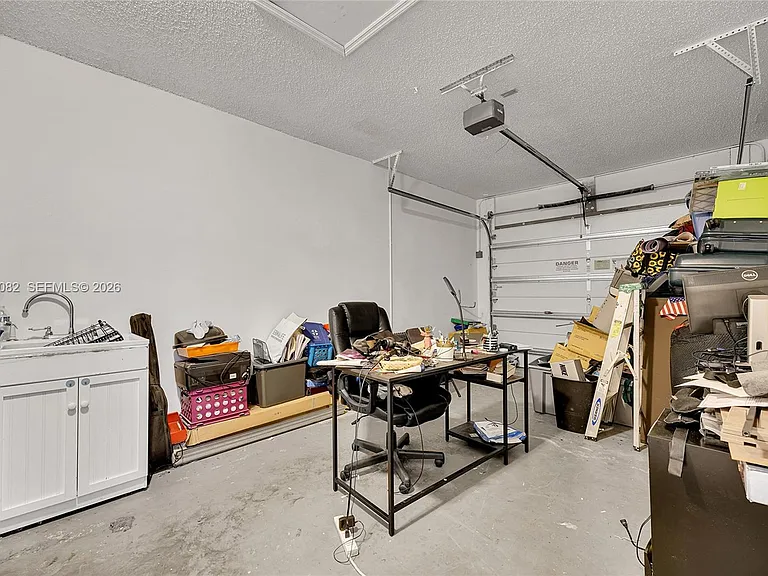 5520 NW 49th Ave — Photo 22