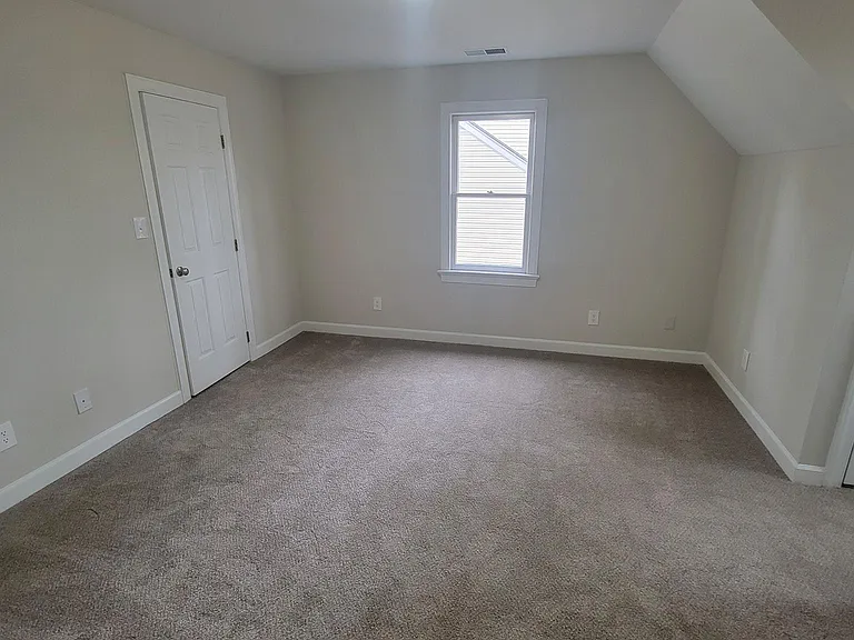 6101 Jeffreys Grove School Rd — Photo 15