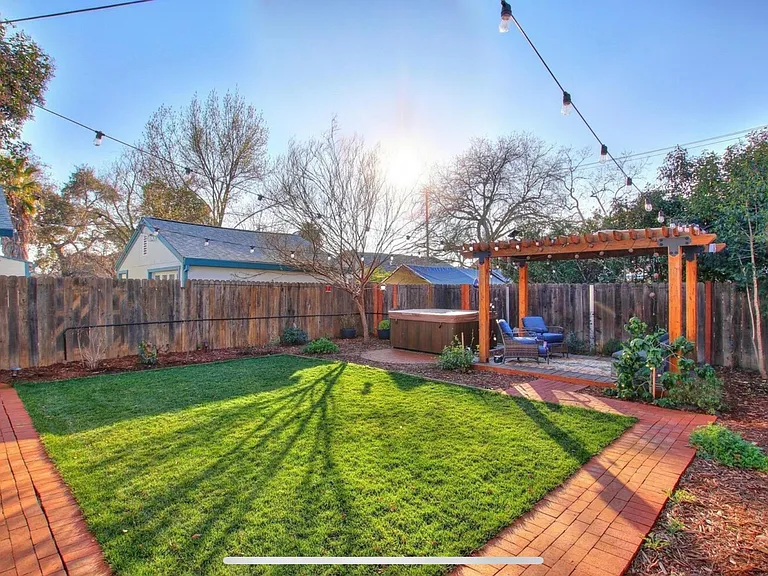 3500 Santa Cruz Way — Photo 16