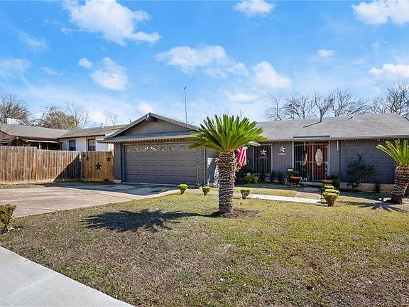 3rd image of 7203 E Meadow Bend Dr