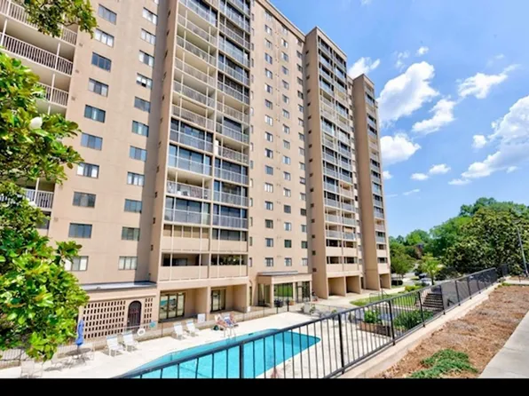 1825 Saint Julian Pl APT 10L, Columbia, SC 29204