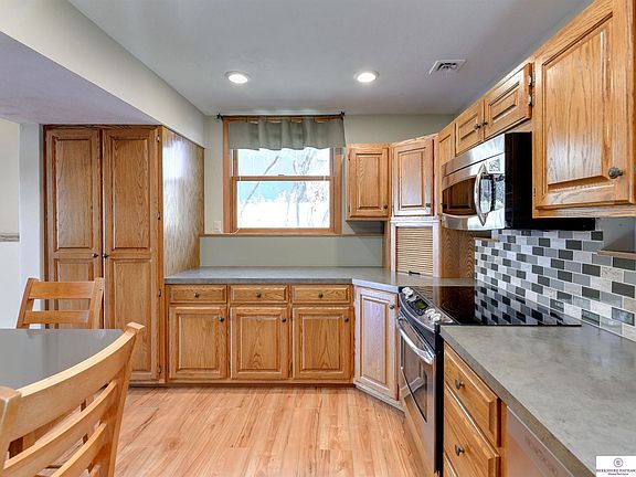 2nd image of 8124 Meredith Ave