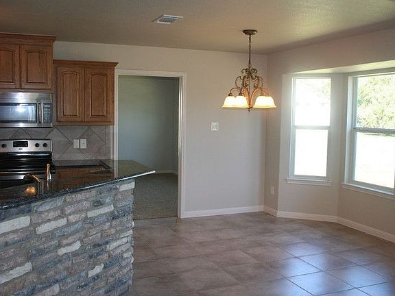 4th image of 1710 6th St