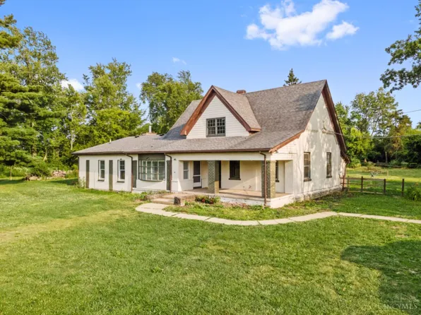 7523 Brookville Rd, Oxford, OH 45056