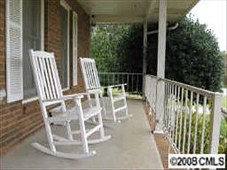 1st image of 141 Charleston Dr