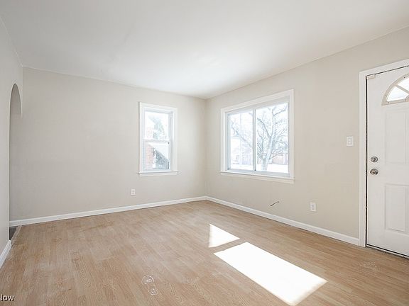 5th image of 4125 E 154th St