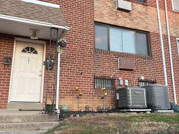 2nd image of 321 Forrest Ave APT B
