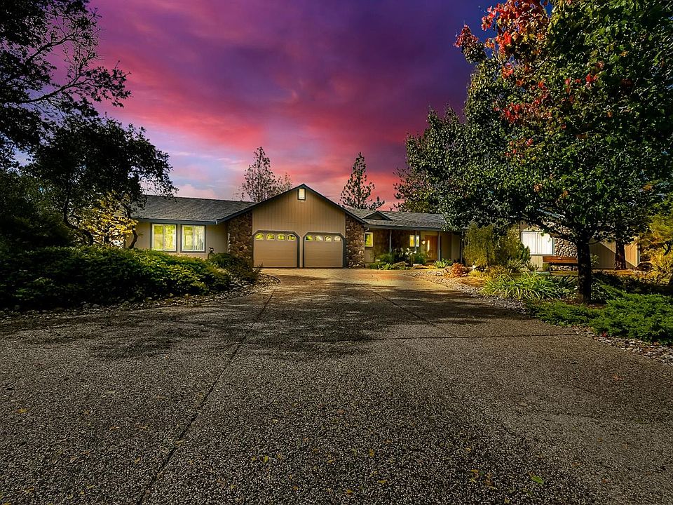 1st image of 11249 Oak Canyon Dr