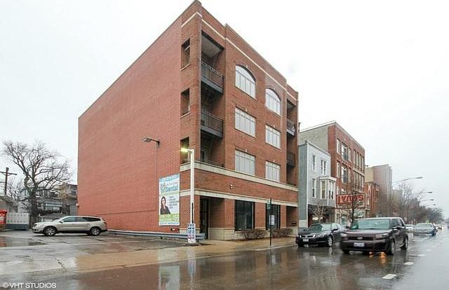 1st image of 1154 W Diversey Pkwy APT 3W