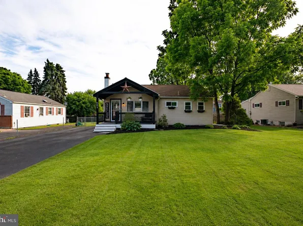 227 Roberts Ave, Horsham, PA 19044