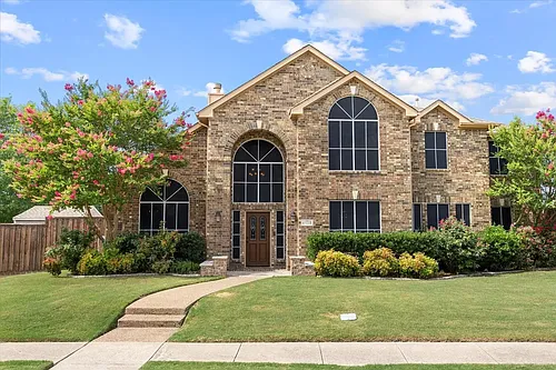 8902 Watersway Dr Photo 1