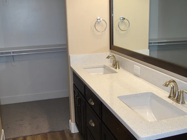 1095 Villa Vista Dr — Photo 7