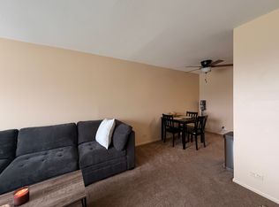 1375 Rebecca Dr APT 304, Hoffman Estates, IL 60169