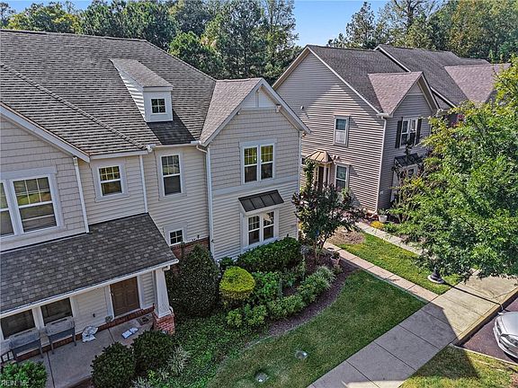 2nd image of 3221 Kenton Ct