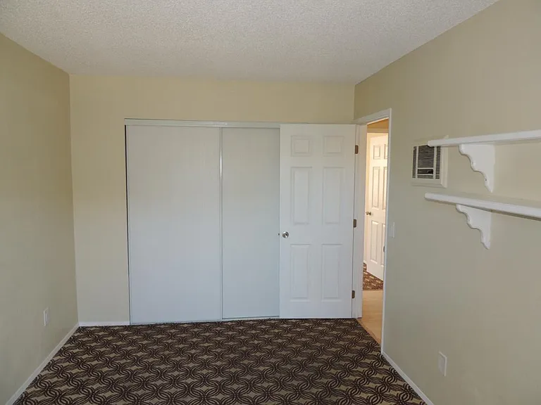1127 D Ave #C — Photo 33