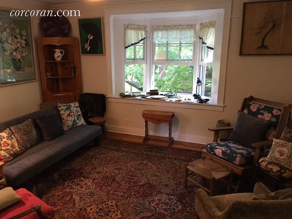 1st image of 3951 46th St #2